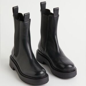 H&M High profile Chelsea leather boots